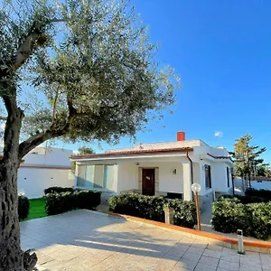 Ciachea - Accogliente Con Bbq, Giardino E Parcheggio , A Due Passi Da Palermo & Aereoporto Carini